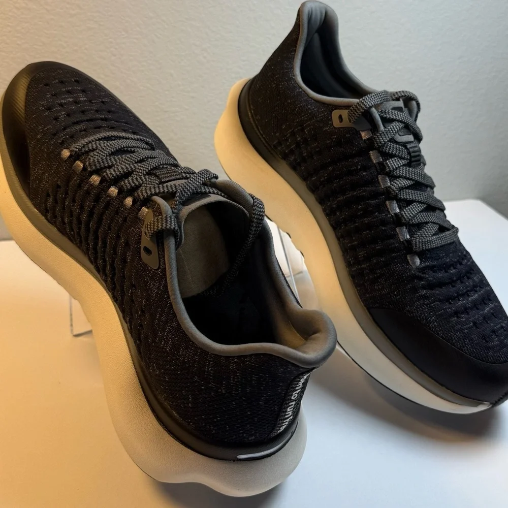 Rabbit Dream Chaser Men’s Black and Gray Athletic Sneakers